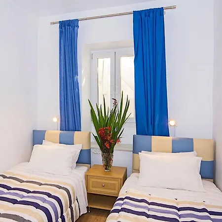 Apartment Ageliki Kalogera *