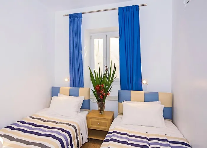 Apartament Ageliki Kalogera *